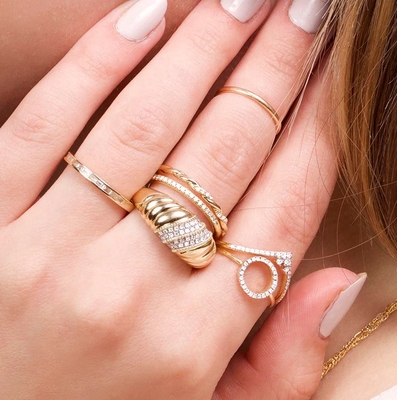 Platina Plating Ronde Briljant gesneden Diamond Dome Ring Voor vrouwen Fijne sieraden OEM / ODM