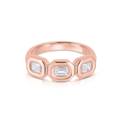 Handgemaakte zilveren drievoudige smaragd ring met AAA Zircon Stone en 14K Gold Bezel Setting