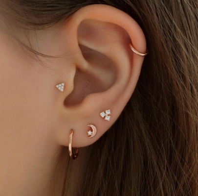 925 Sterling zilver Tiny CZ Moon Piercing Stud Ohrring met balschroef achterste afsluiting