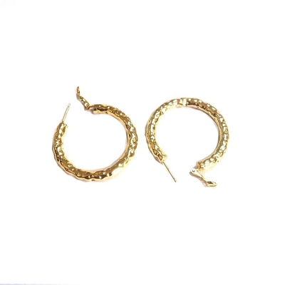 18K Geelgoud Messing Hoop Oorbellen Textuur Oppervlak Messing Cirkel Oorbellen