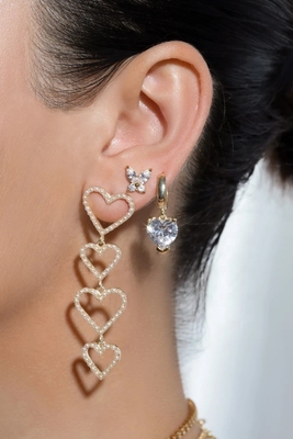 Klassieke stijl 925 Sterling zilver goud geplatte kubische zirconia vlinder stud oorbellen