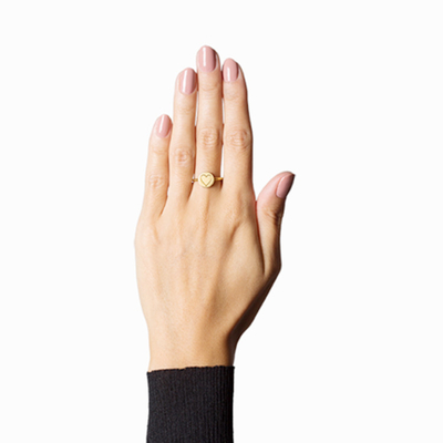 ECO Friendly 2019 Design Eenvoudige vrouwen Messing Zilveren Ring Sieraden Met Engraved Initial