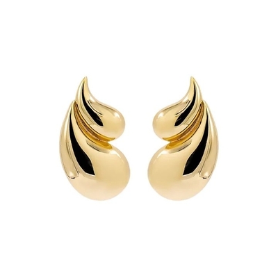 2024 Double Teardrop Fashion 18K goud geplatte oorbellen en gepersonaliseerd logo aanvaarding