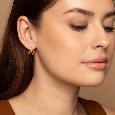 Unieke 18K Verguld Gouden Piramide 925 Sterling Zilveren Dubbele Huggies Oorbellen Chunky Waterdichte Sieraden