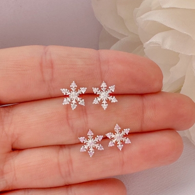 925 Sterling Zilver Rhodium Vergulde CZ Sneeuwvlok Oorstekers 2g