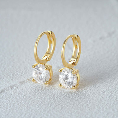 925 Sterling zilver aangekomen 18K verguld Solitaire Wit Kubisch Zircon Huggies oorbellen