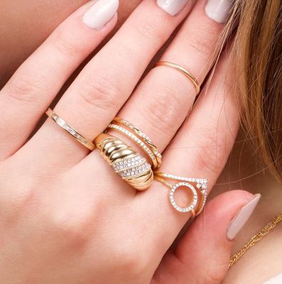 Platina Plating Ronde Briljant gesneden Diamond Dome Ring Voor vrouwen Fijne sieraden OEM / ODM
