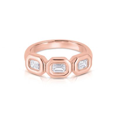 Handgemaakte zilveren drievoudige smaragd ring met AAA Zircon Stone en 14K Gold Bezel Setting