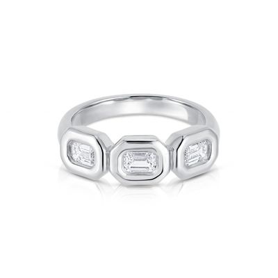 Handgemaakte zilveren drievoudige smaragd ring met AAA Zircon Stone en 14K Gold Bezel Setting
