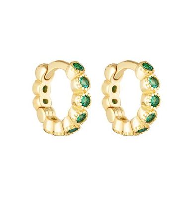 18K goud geplatte baby smaragd CZ Huggie oorbellen voor meisjes alledaagse sieraden