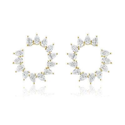 Unieke tranen gesneden CZ stud oorbellen in Rhodium geplatte halve cirkelvorm voor vrouwen