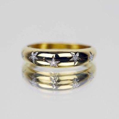 Dainty Domed Rings 14k 18k Gold Chunky Star Set Diamond Band Ring voor stijlvolle outfits