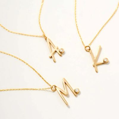 Bezel Set Wit CZ Initiële Hanger Unisex 925 Sterling Zilver Gepersonaliseerde Ketting