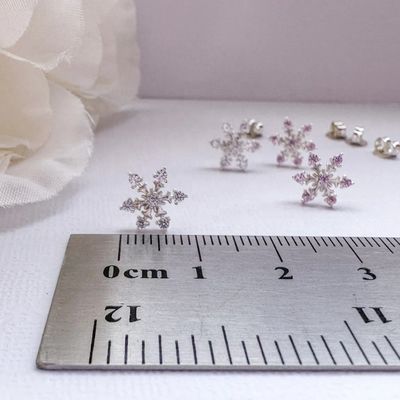 925 Sterling Zilver Rhodium Vergulde CZ Sneeuwvlok Oorstekers 2g