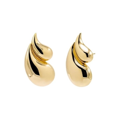 2024 Double Teardrop Fashion 18K goud geplatte oorbellen en gepersonaliseerd logo aanvaarding