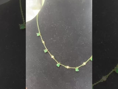 Effortless Cool: Styling Mixed Metal Jewelry als een professional.