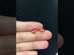 Lichtgewicht Luxe: Comfortabele Koper & Zilver Designs.