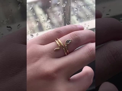 Dit ontwerp is gemaakt van puur 925 sterling zilver en biedt een uitzonderlijke glans en huidvriendelijke kleur.